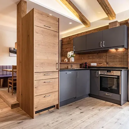 Juwel Reith Apartment